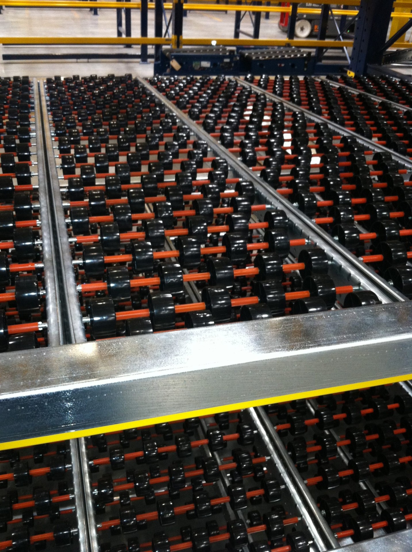 Carton Flow Rack - Industrial Warehouse Racking in Gallatin